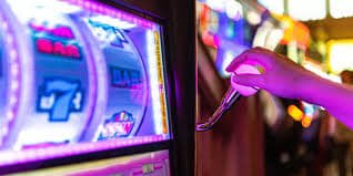 Filipino player accessing ph modern Casino on a mobile phone browser